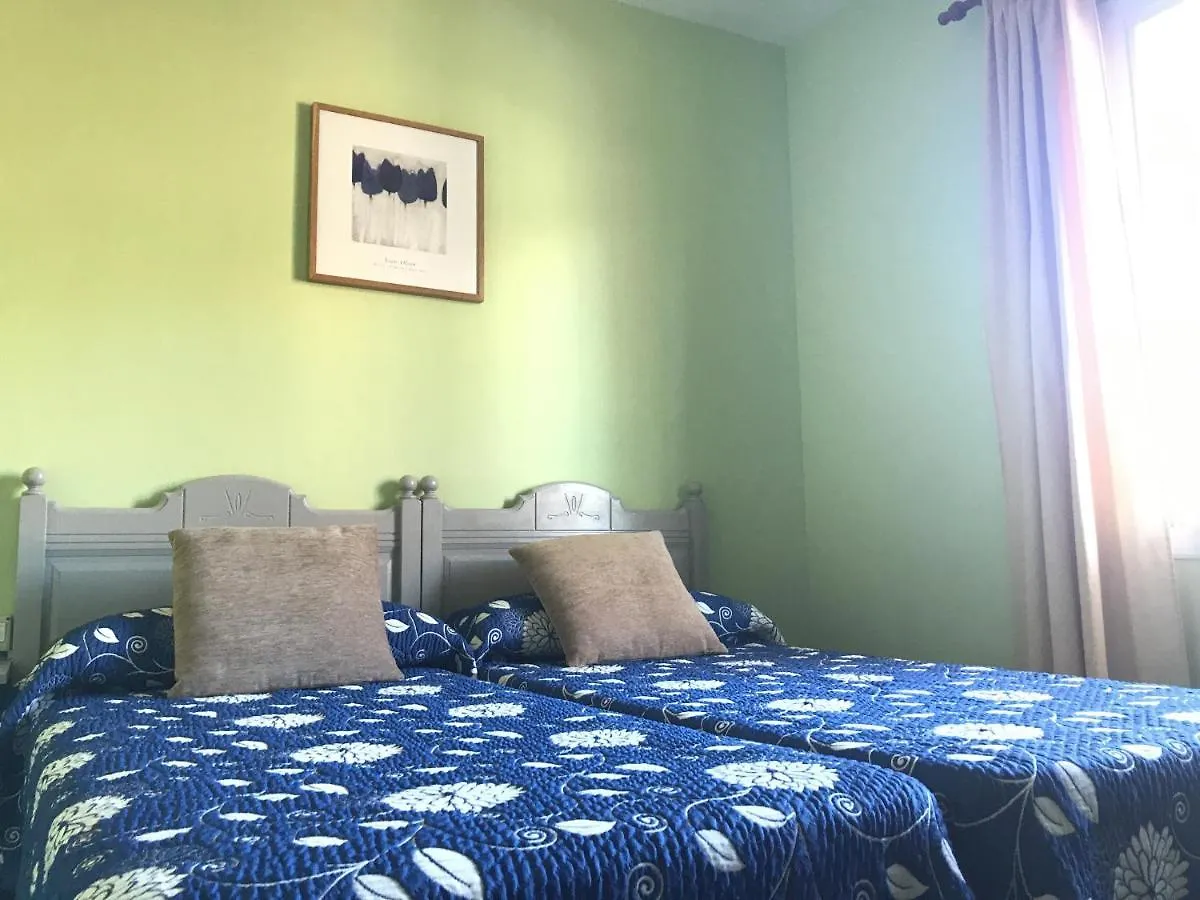 Apartamentos Casa Junonia Alajero