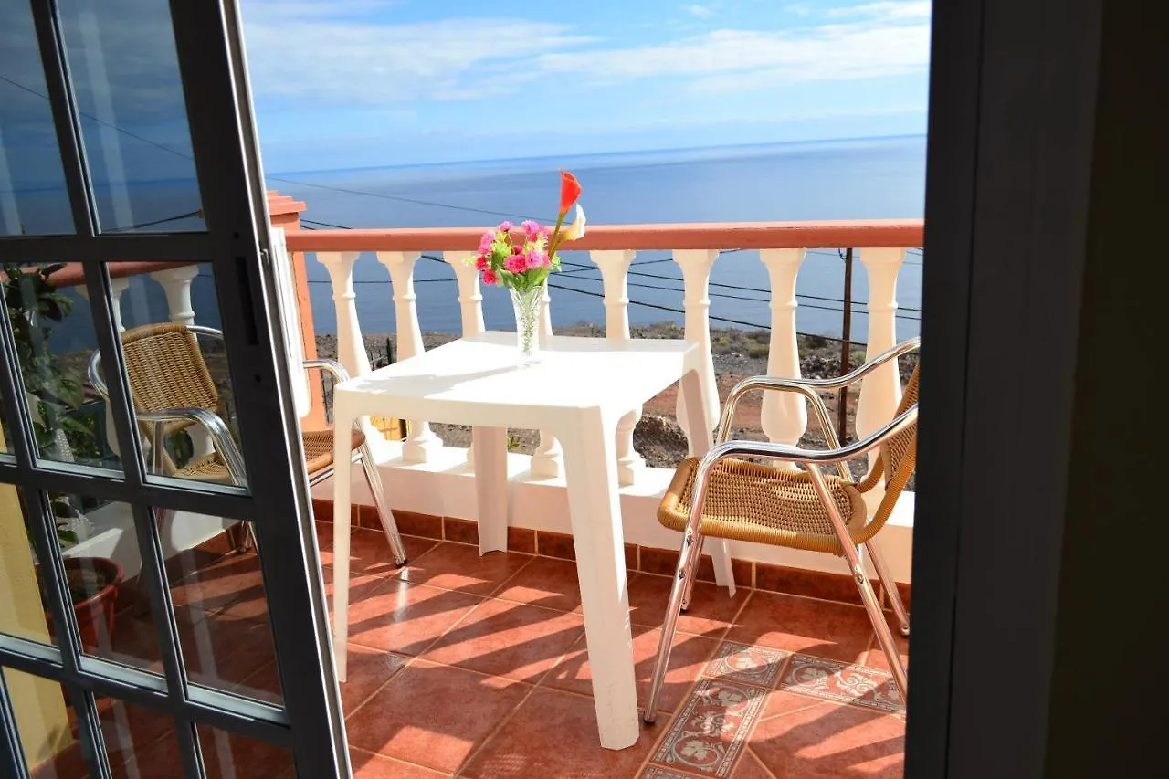 Apartamentos Casa Junonia Alajero Spain