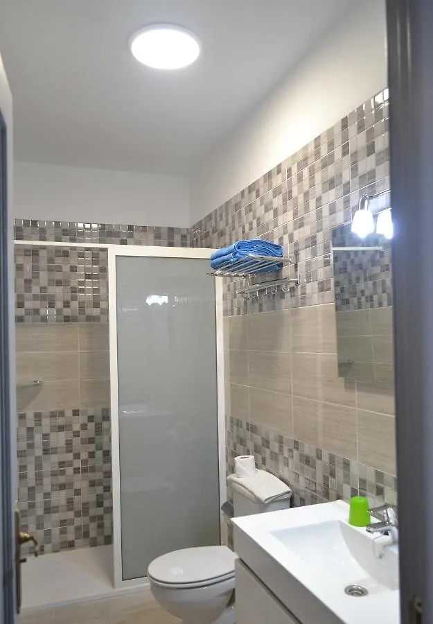 Apartamentos Casa Junonia Alajero 0*,  Spain