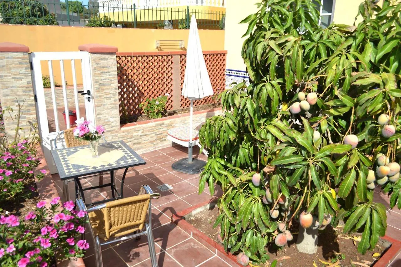 Apartamentos Casa Junonia Alajero Spain