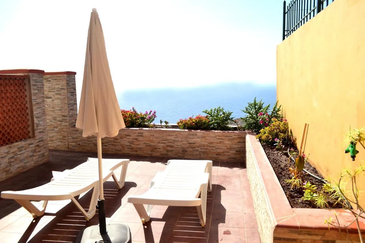 Apartamentos Casa Junonia Alajero Aparthotel